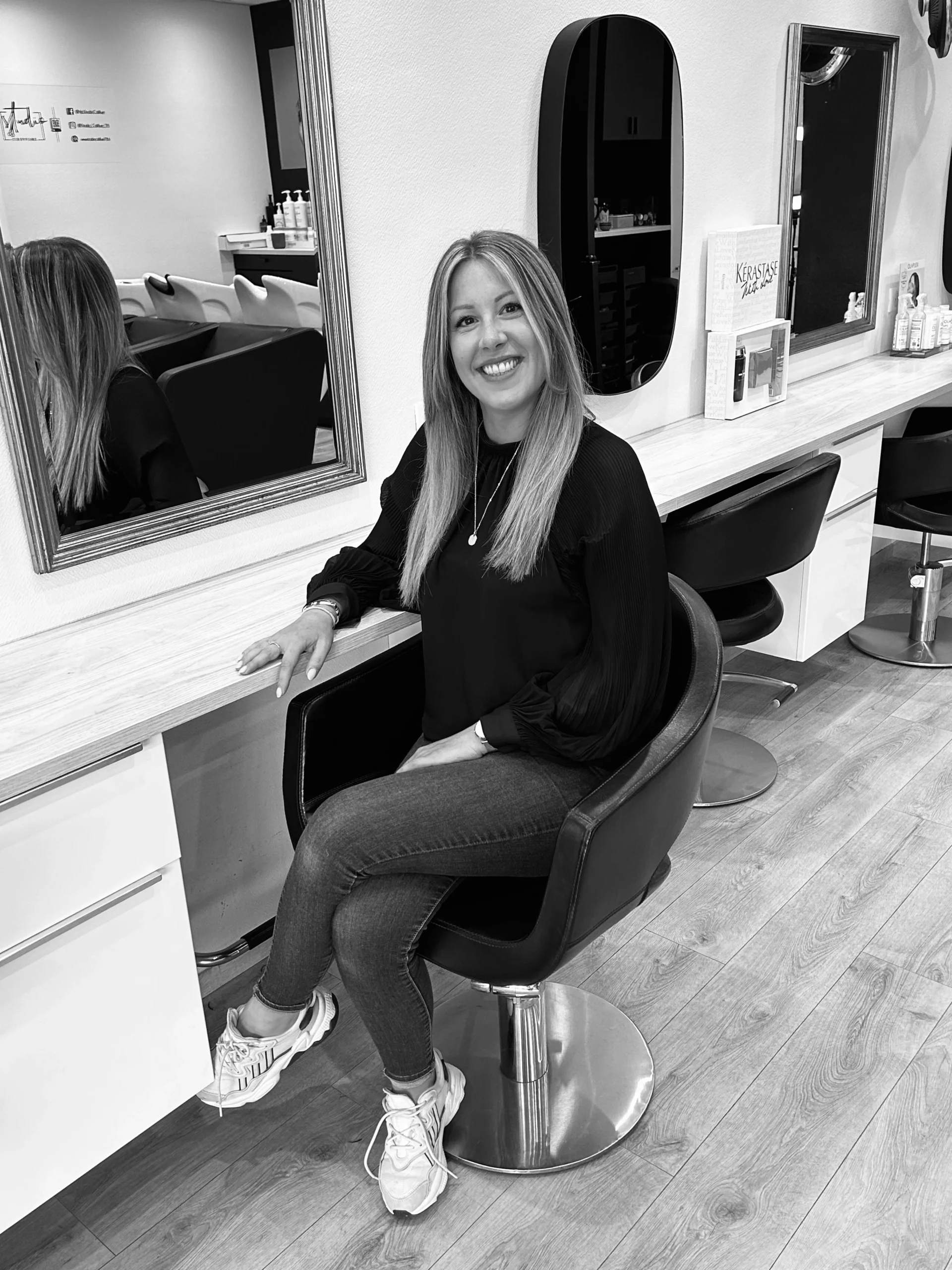 Illustration de Studio Coiffure