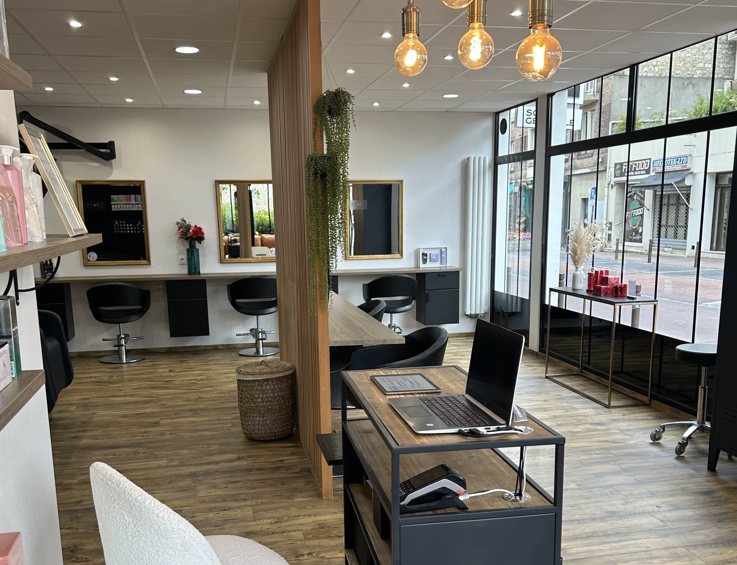 Rendez-vous Coiffeur Yvelines - Studio Coiffure - Prendre RDV