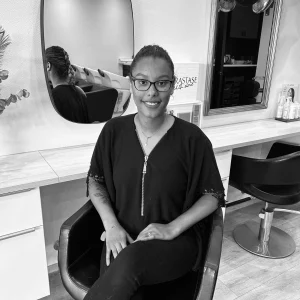 Océane coiffeuse coiffure Vélizy Villacoublay
