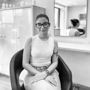 Inès coiffeuse Versailles Montreuil coiffure